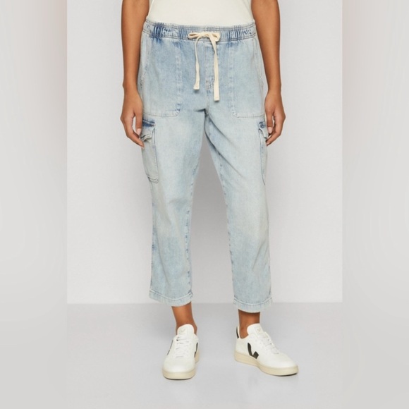 Gap Easy Jean Light Wash Denim Cargo Size Small - Picture 1 of 5